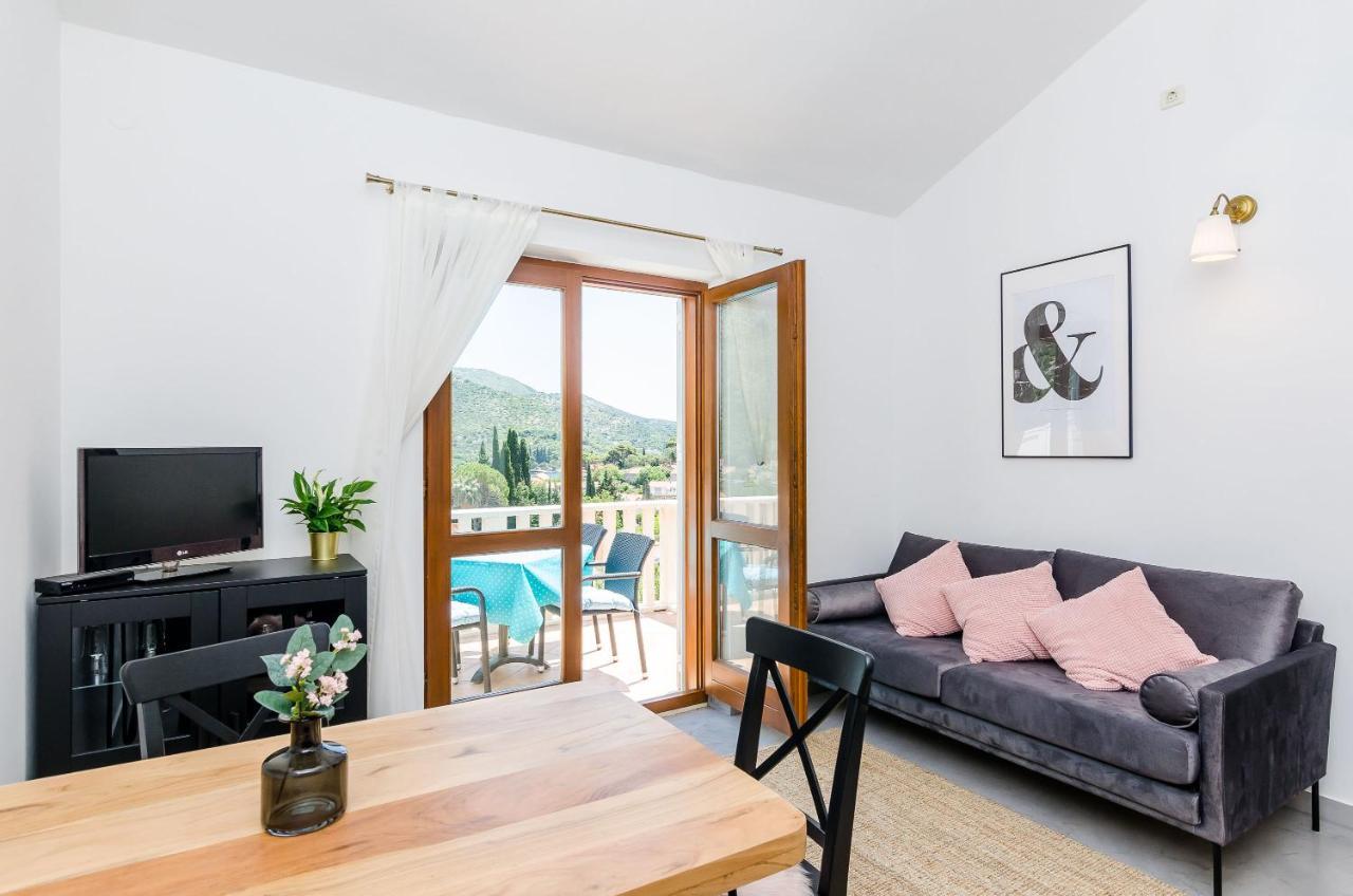 Couple Getaway Apartments Ragusa Esterno foto