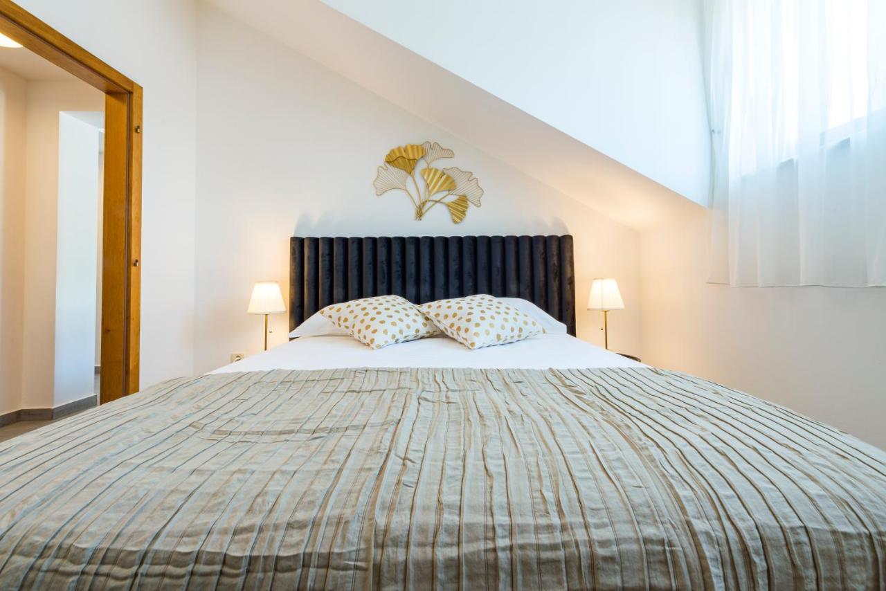 Couple Getaway Apartments Ragusa Esterno foto